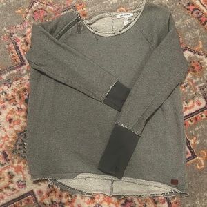 Peace love world sweatshirt